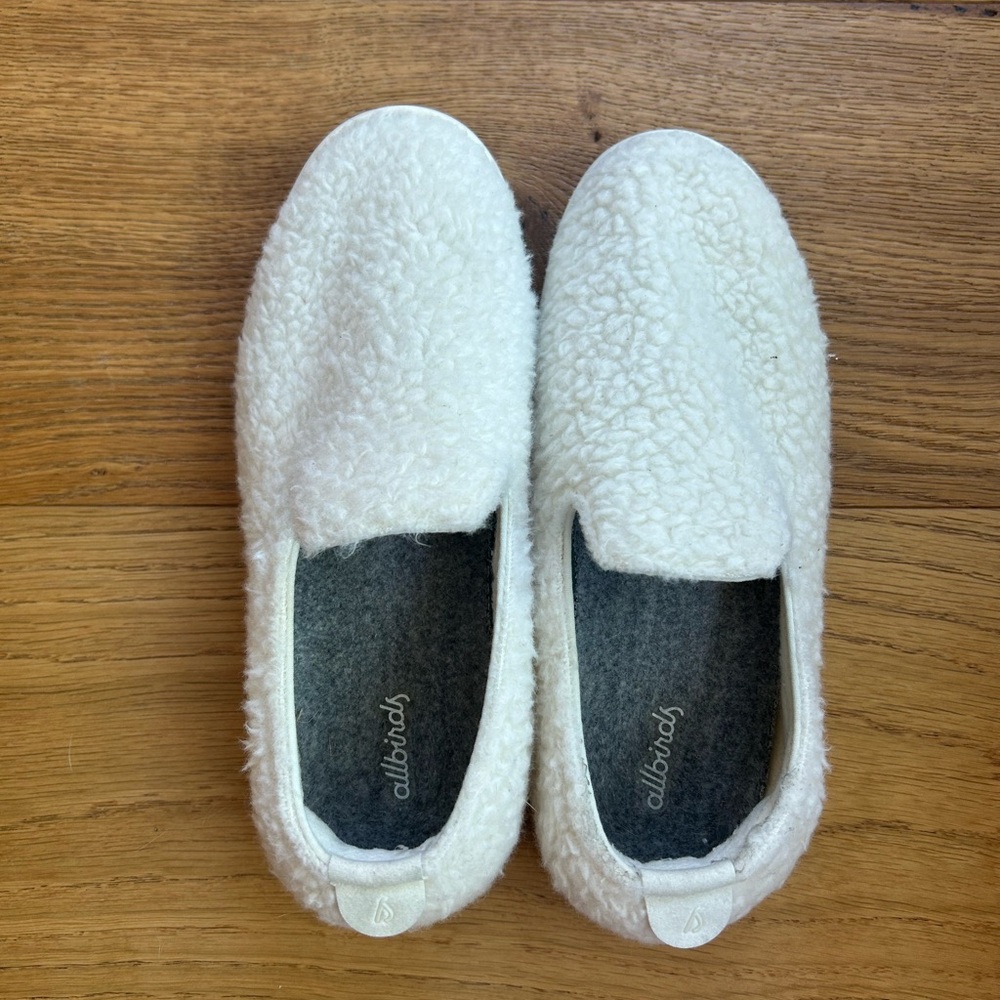 Allbirds White Fleece Slip-On Shoes- Women’s Wool Lounger Fluff